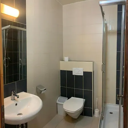 Bed & Breakfast Tuenderszikla Panzio Pilisjaszfalu