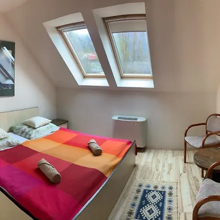 Bed & Breakfast Tündérszikla Panzió Pilisjaszfalu