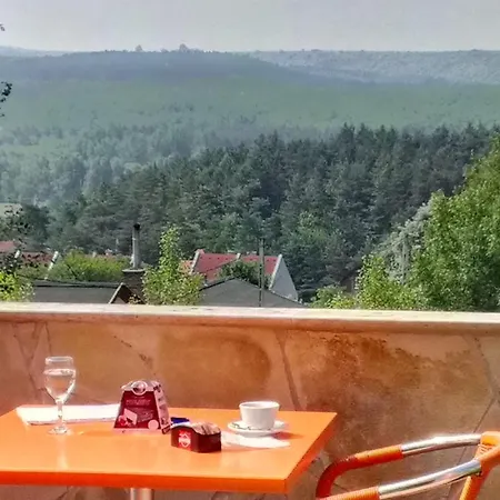 Tündérszikla Panzió Oda ve Kahvaltı Pilisjaszfalu