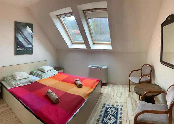 Bed & Breakfast Tündérszikla Panzió Pilisjaszfalu