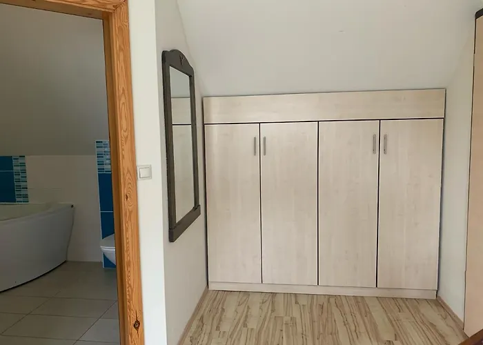 Tündérszikla Panzió Bed & Breakfast 3*